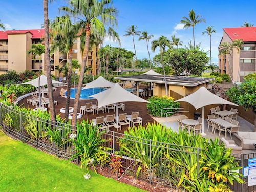 Maui Schooner Resort