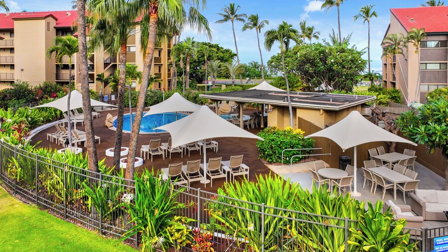Maui Schooner Resort