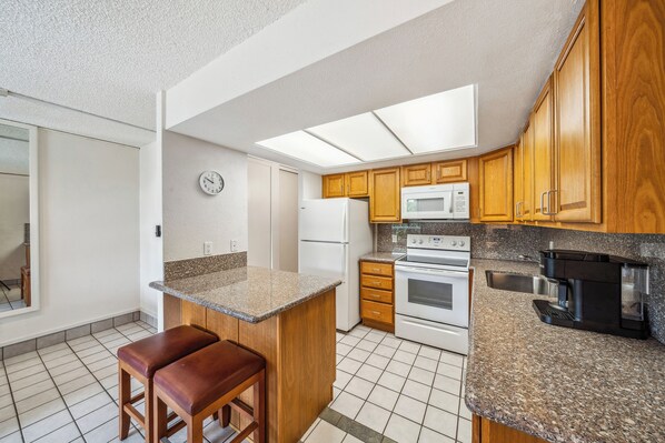 Apartamento, 1 habitación | Cocina privada | Frigorífico, microondas, horno y placa de cocina