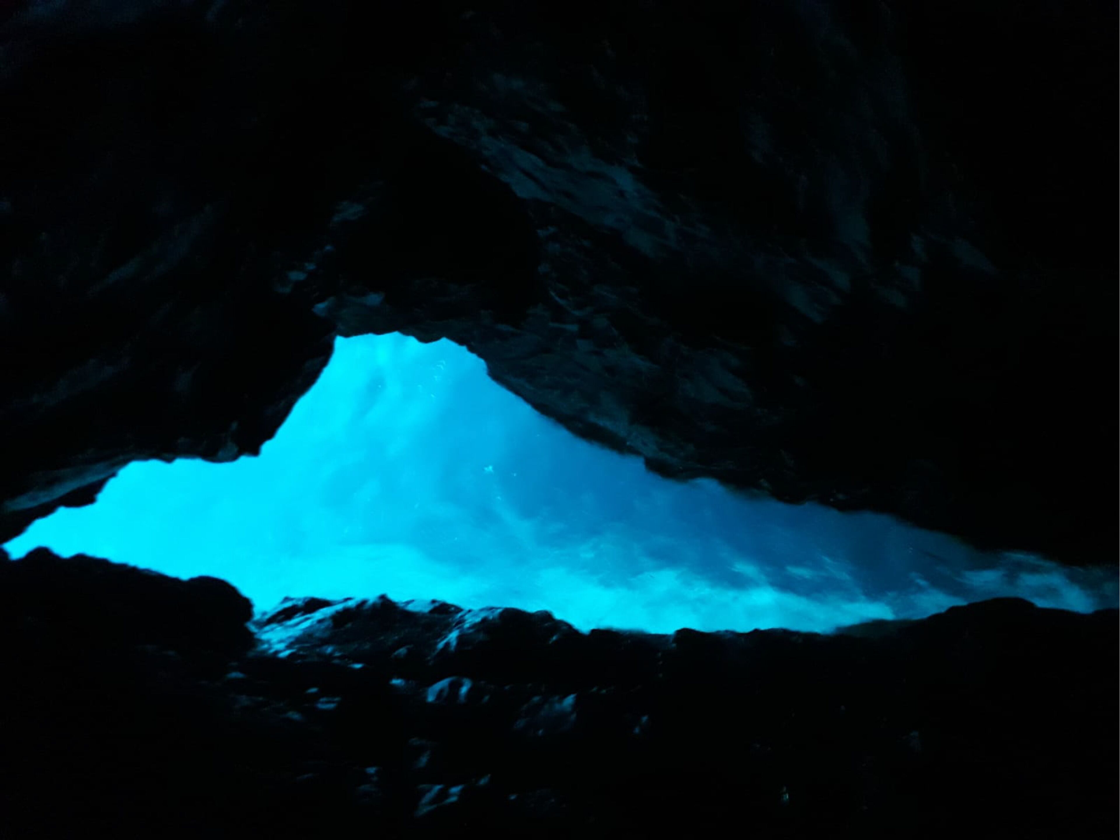 private beach nearby, black sand, free beach shuttle, beach umbrellas