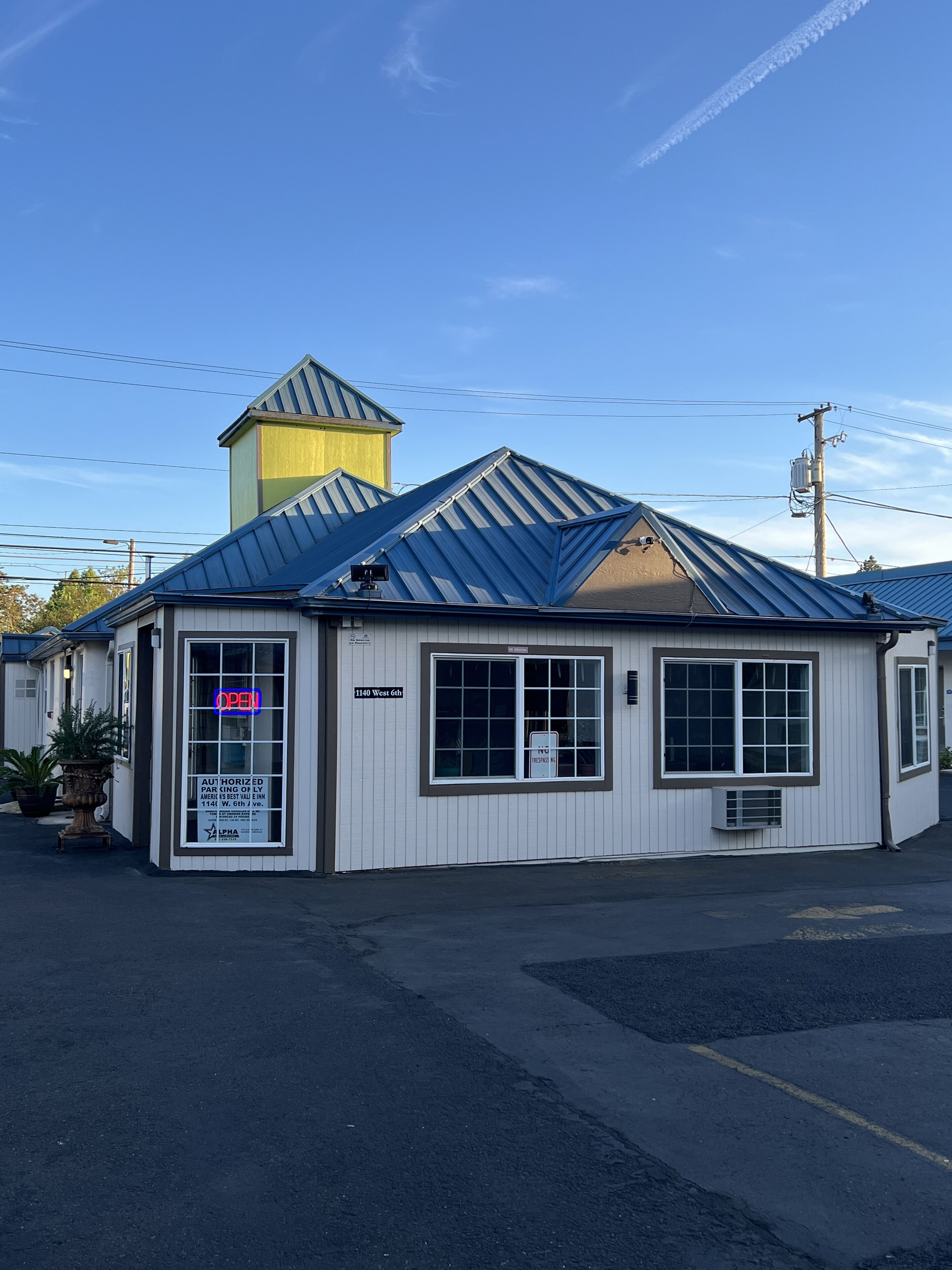 Fachada de la propiedad