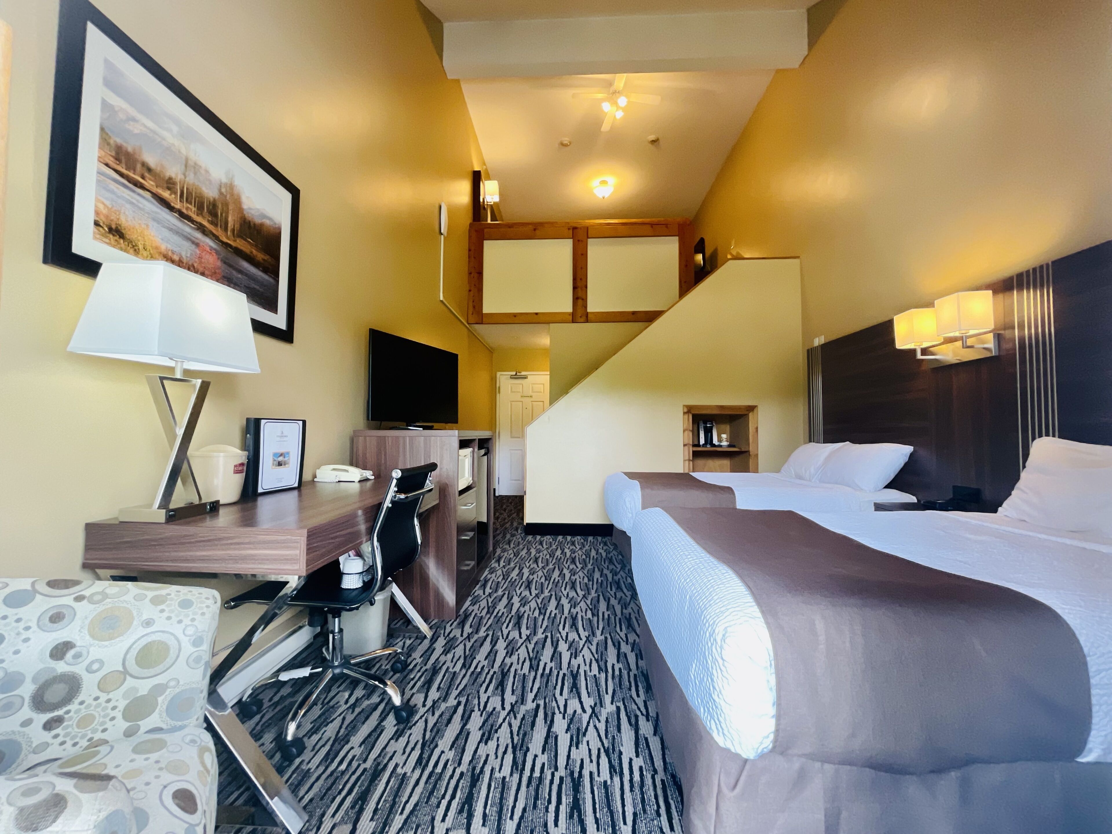 family suite (no pets) | 1 bedroom, desk, blackout curtains, iron/ironing board