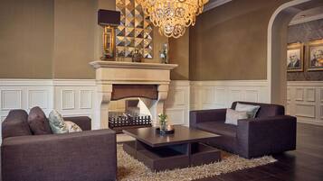 Lobby-Lounge