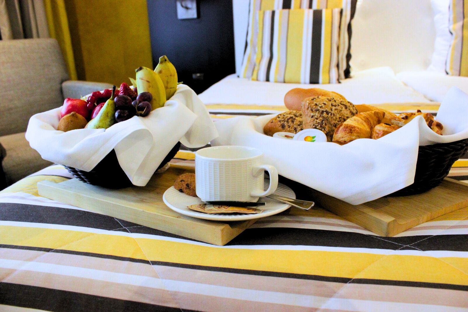 1 bedroom, premium bedding, minibar, in-room safe