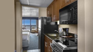 Tower Oceanfront Efficiency | Premium bedding, in-room safe, desk, iron/ironing board