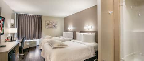 Premium-Zimmer, 2 Doppelbetten (Upgraded Bedding & Snack, Smoke Free) | Zustellbetten