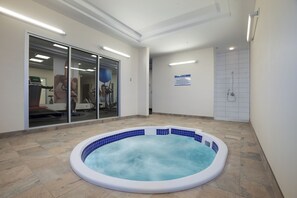 Bain à remous intérieur