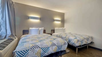 Literie de qualité supérieure, surmatelas, minibar