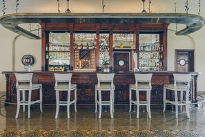 Snack bar