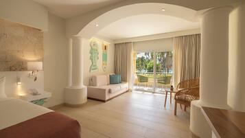 1 Schlafzimmer, hochwertige Bettwaren, Minibar, Zimmersafe