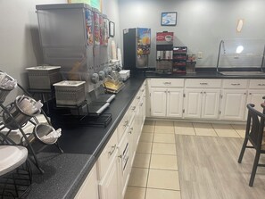 Petit déjeuner continental compris tous les jours