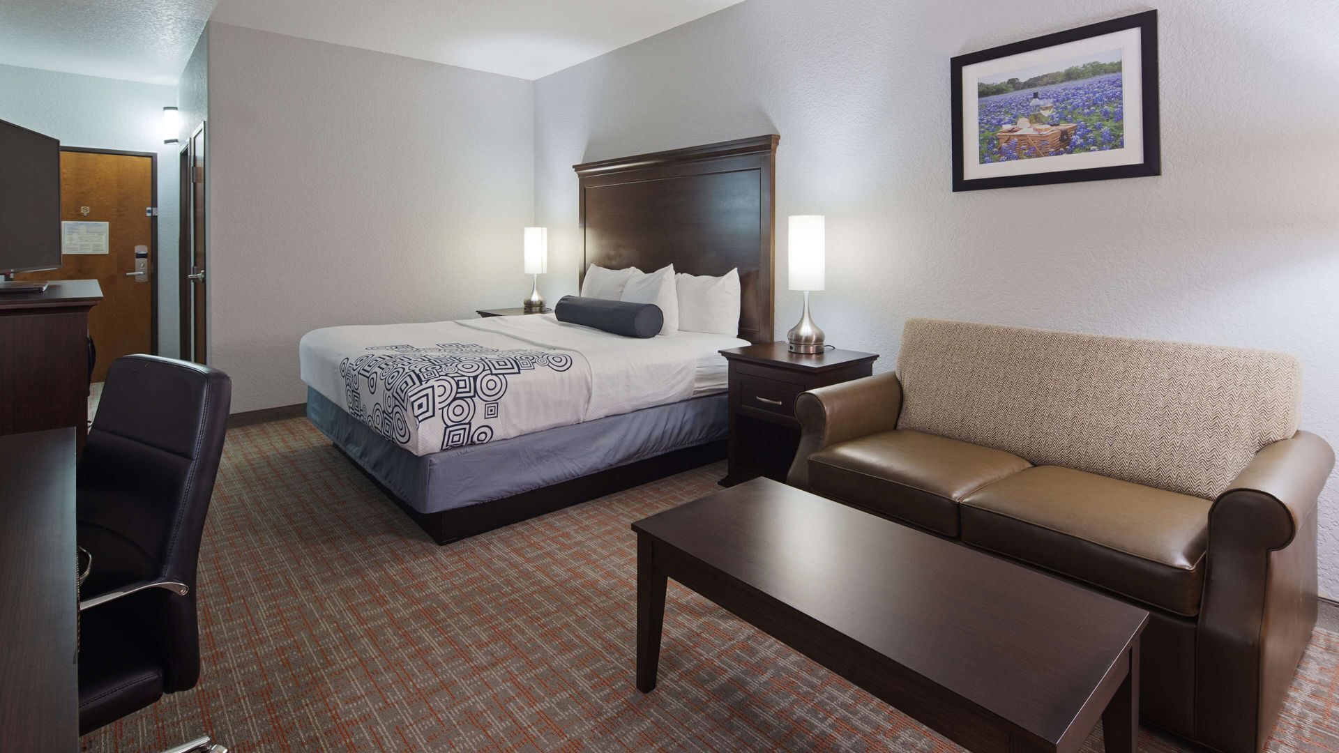 Surmatelas, coffres-forts dans les chambres, bureau