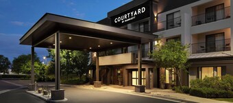 คอร์ทยาร์ดบายแมริออท โบลเดอร์ ลองมอนต์