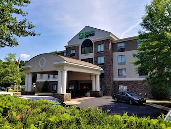 Holiday Inn Express Apex - Raleigh by IHG