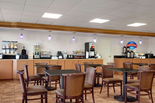 Free daily continental breakfast