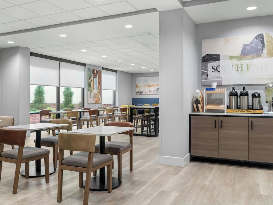 Dagelijks continentaal ontbijt inbegrepen