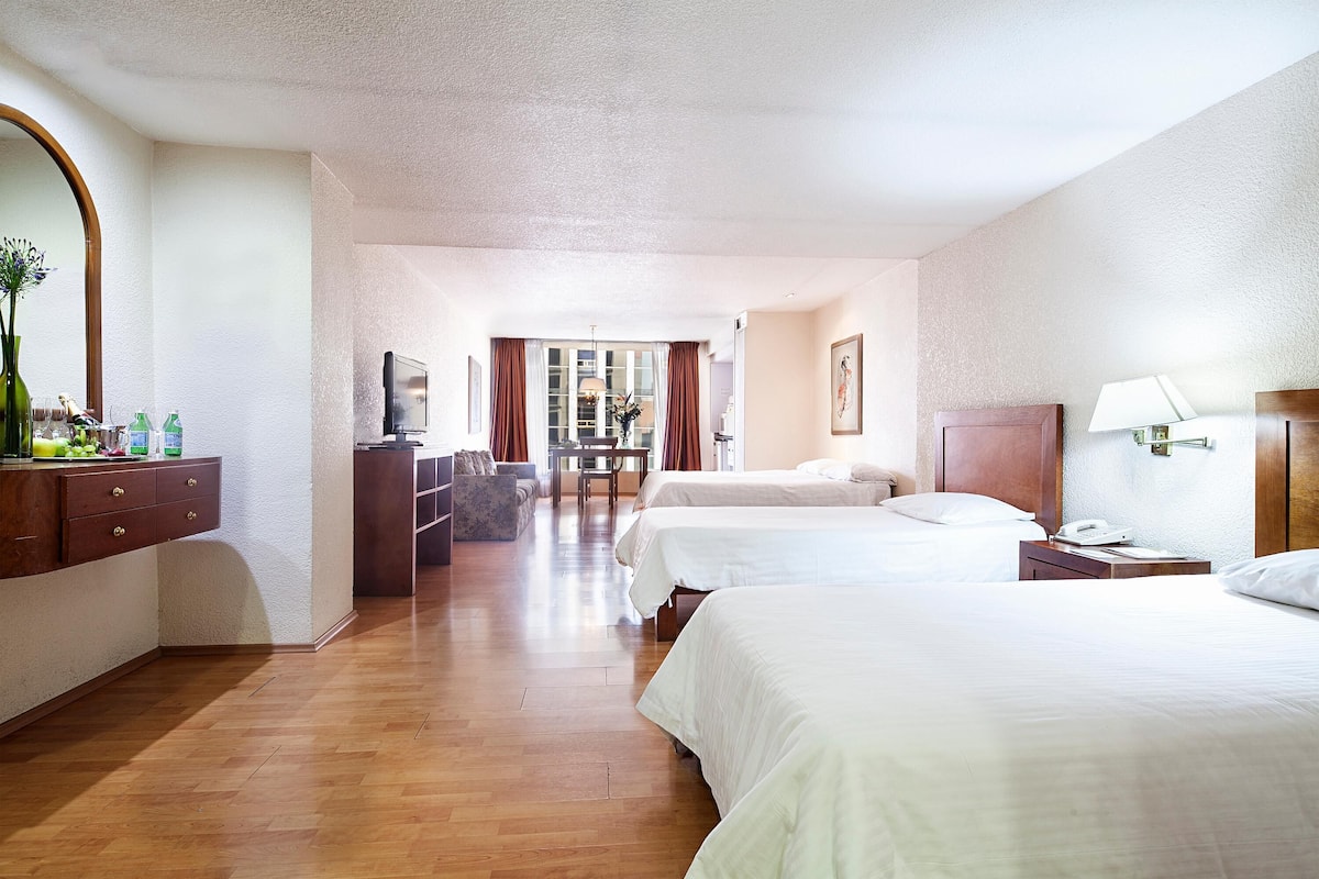 In-room safe, desk, soundproofing, iron/ironing board
