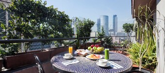 Exe Suites San Marino Hotel