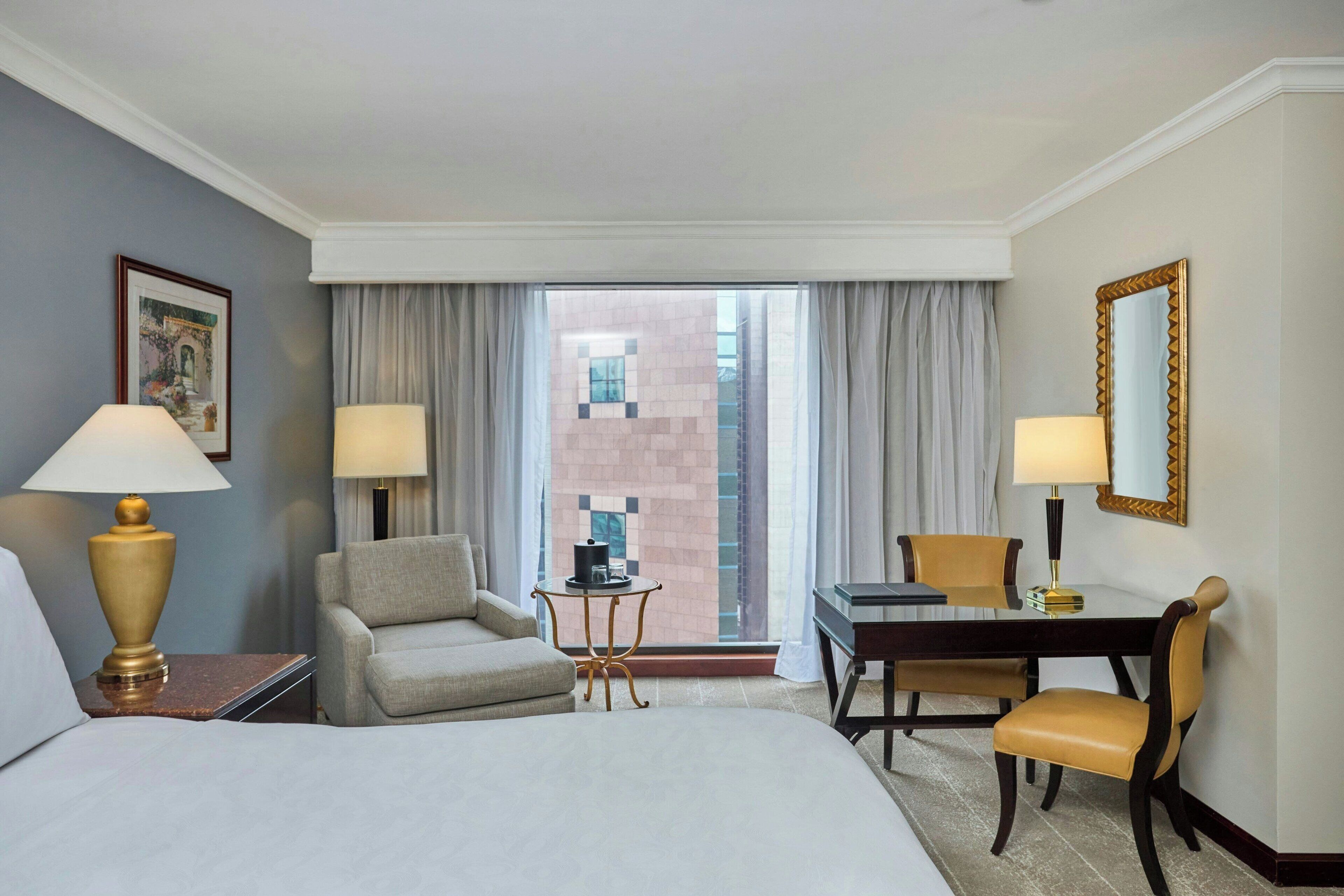 客房, 1 張特大雙人床, 城市景觀 | 高級寢具、迷你吧、客房內保險箱、獨特裝潢