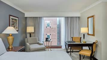 客房, 1 張特大雙人床, 城市景觀 | 高級寢具、迷你吧、客房內保險箱、獨特裝潢