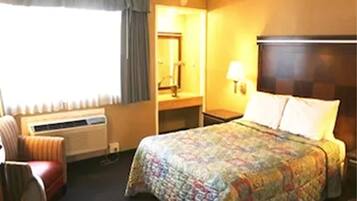 Phòng, 1 giường cỡ queen, không hút thuốc | Bàn, bàn ủi/dụng cụ ủi quần áo, truy cập Internet không dây miễn phí