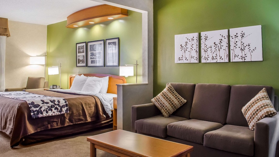 Sleep Inn & Suites Bensalem