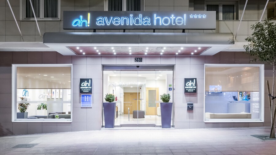 Avenida Hotel Almería