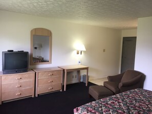 Classic Room, 1 King Bed | 1 bedroom, desk, iron/ironing board, free WiFi