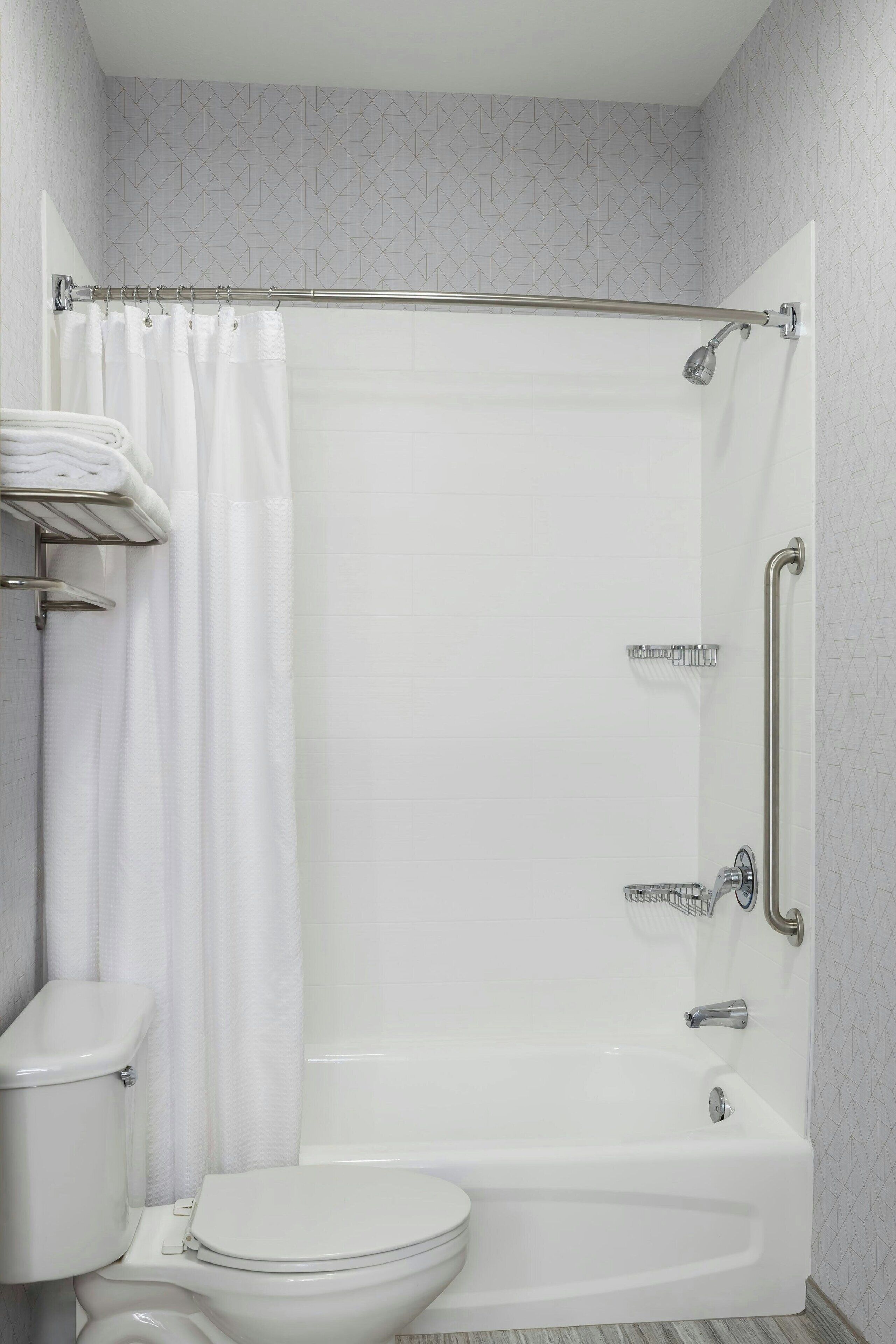 1 bedroom, desk, iron/ironing board, free cots/infant beds