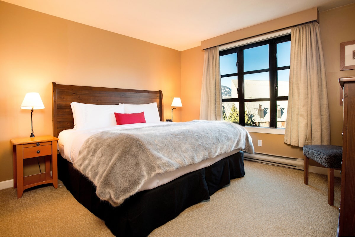 suite, 2 bedrooms, valley view | 2 bedrooms, premium bedding, down duvets, pillow-top beds