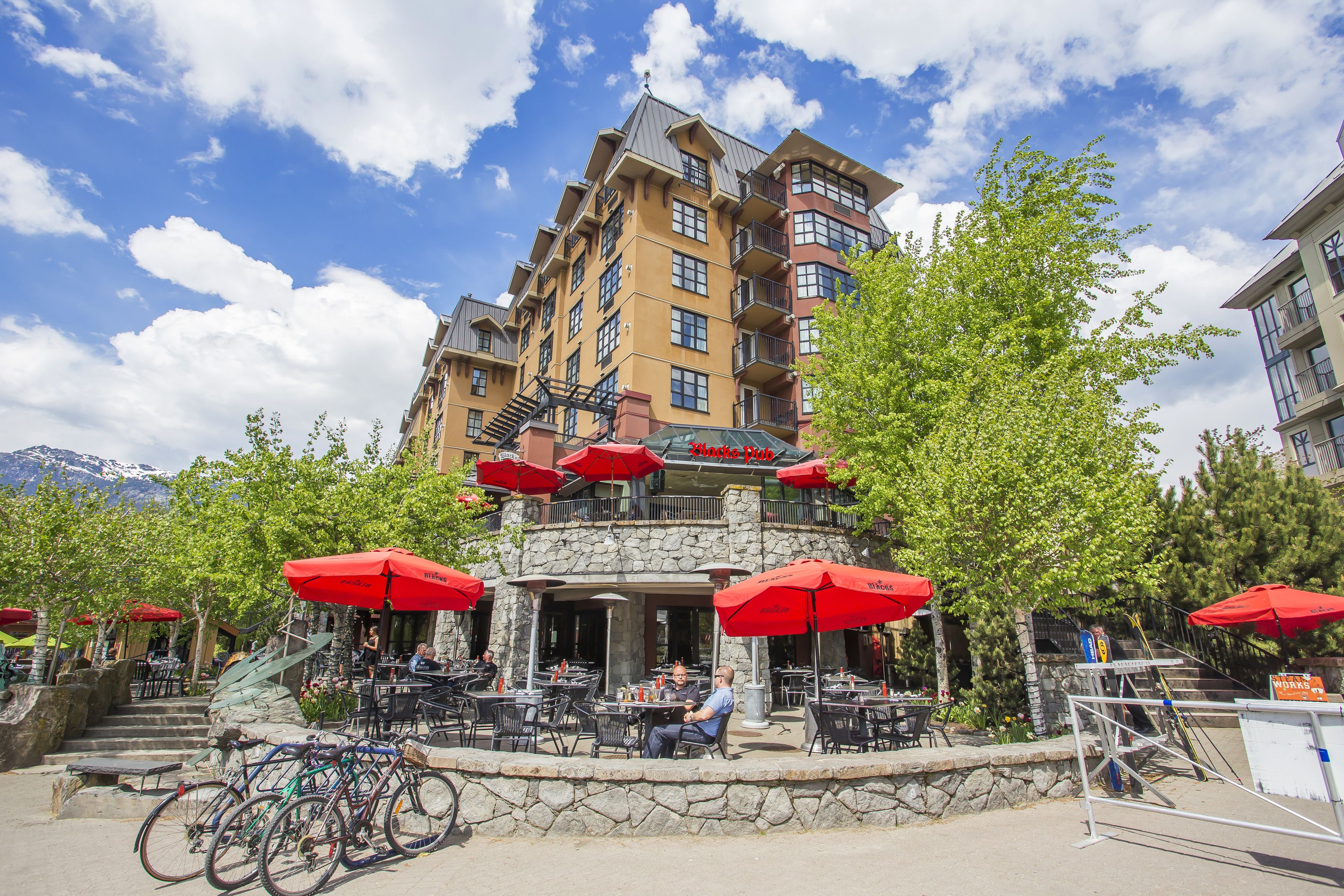 Photo - Sundial Hotel