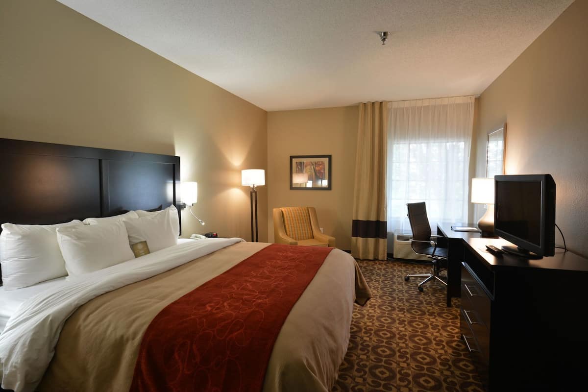 Egyptian cotton sheets, premium bedding, down comforters, pillowtop beds