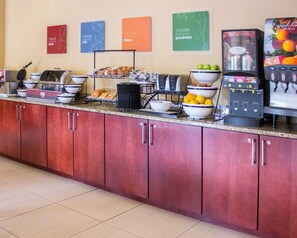 Free daily buffet breakfast
