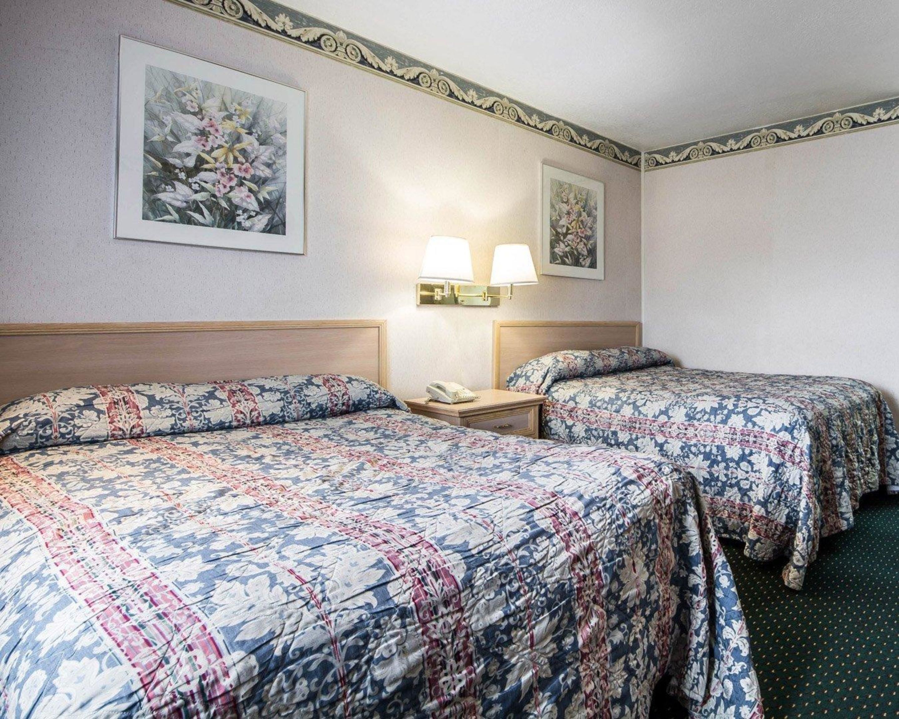 Photo - Monterey Fairgrounds Inn