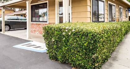 Rodeway Inn Monterey Near Fairgrounds