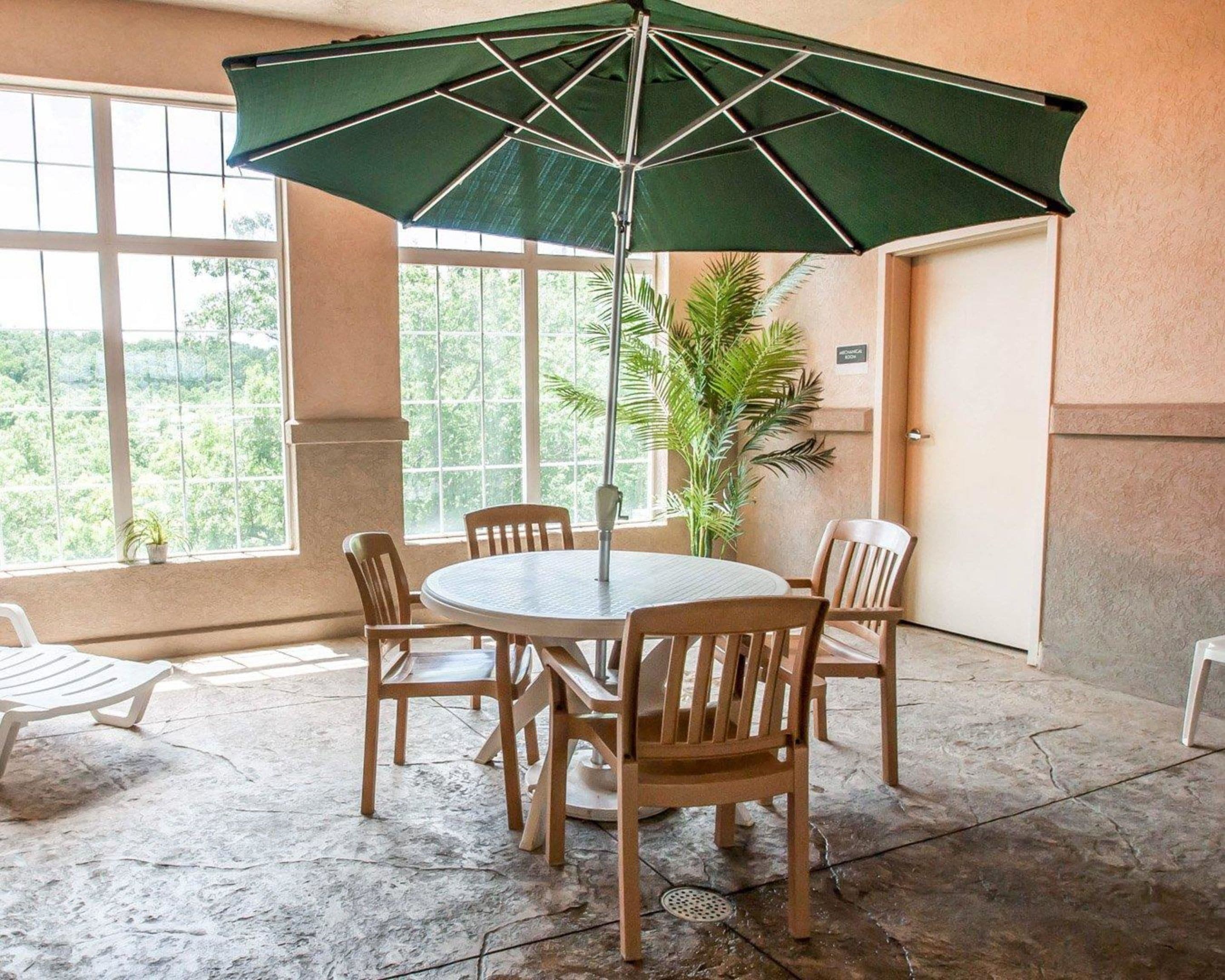 seasonal outdoor pool, pool umbrellas