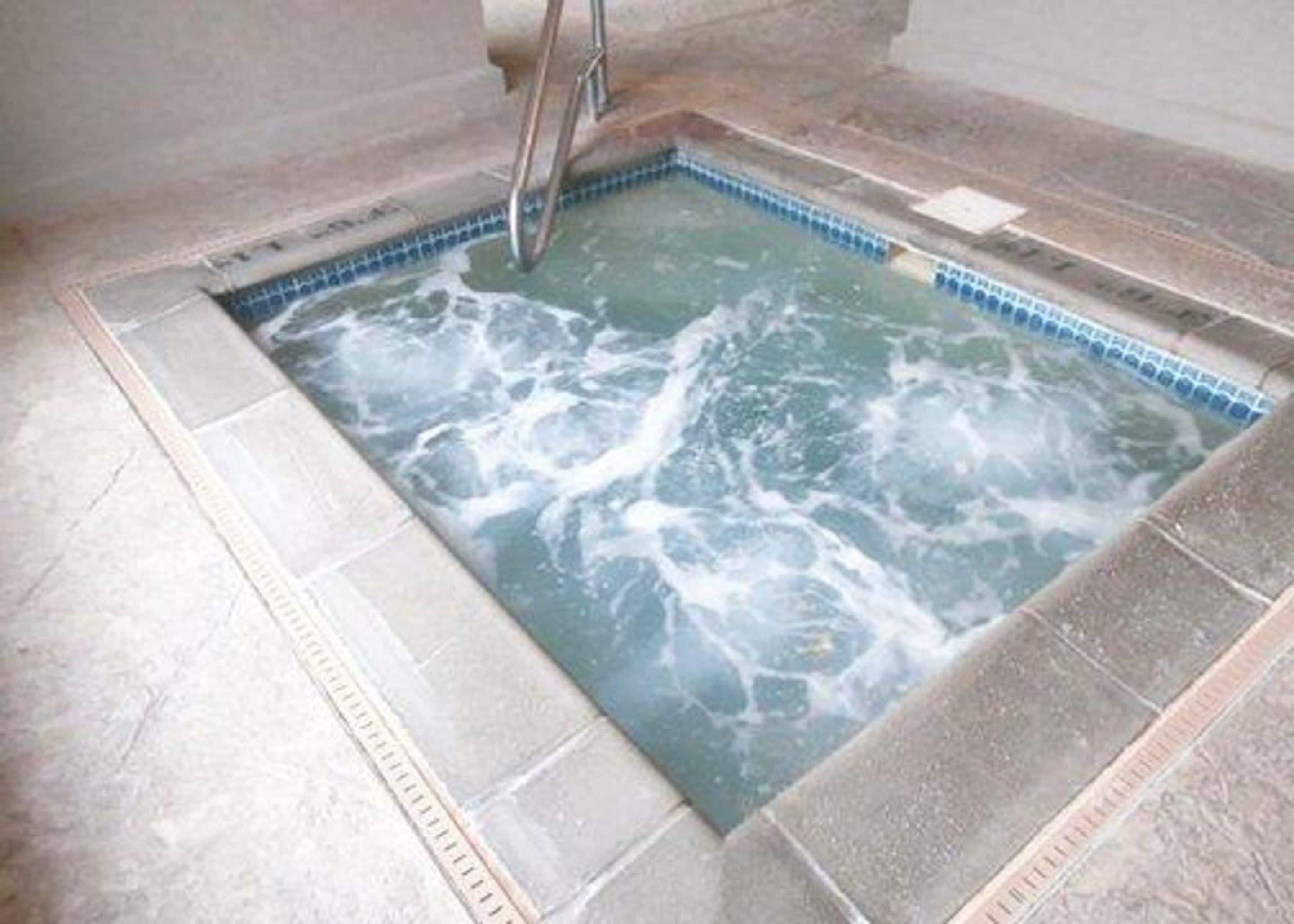 seasonal outdoor pool, pool umbrellas