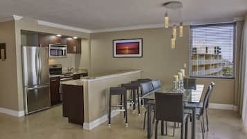 Suite, 2 Bedrooms, Oceanfront | In-room safe, desk, blackout curtains, iron/ironing board