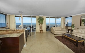 Suite, 2 Bedrooms, Oceanfront