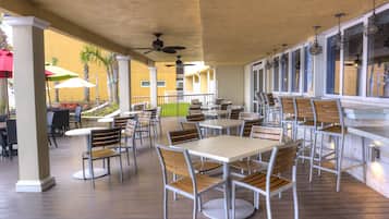 Breakfast, lunch, dinner served; American cuisine, pool views