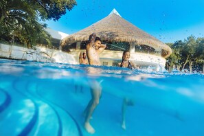 7 outdoor pools, sun loungers, lifeguards on site