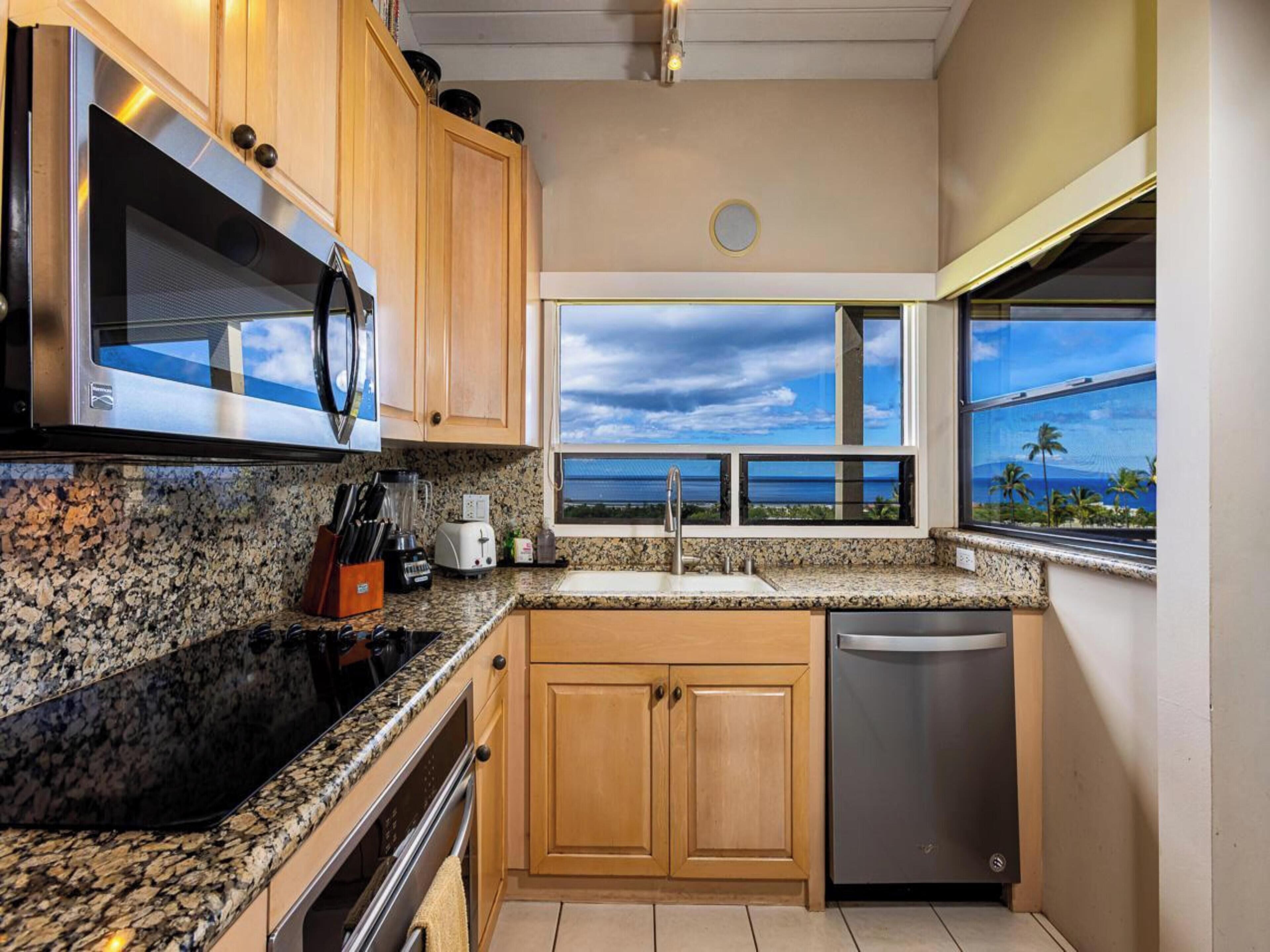 Condo, 2 Bedrooms, Ocean View (910) | Property amenity