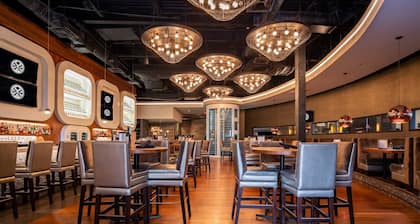 Sandman Signature Vancouver Airport Hotel & Resort