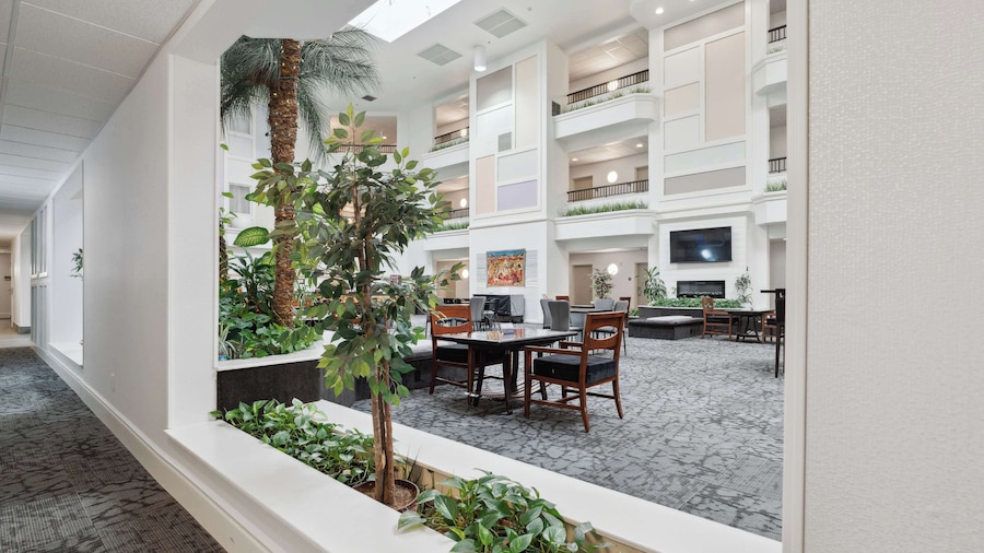 Sonesta Essential Vacaville - Napa Valley