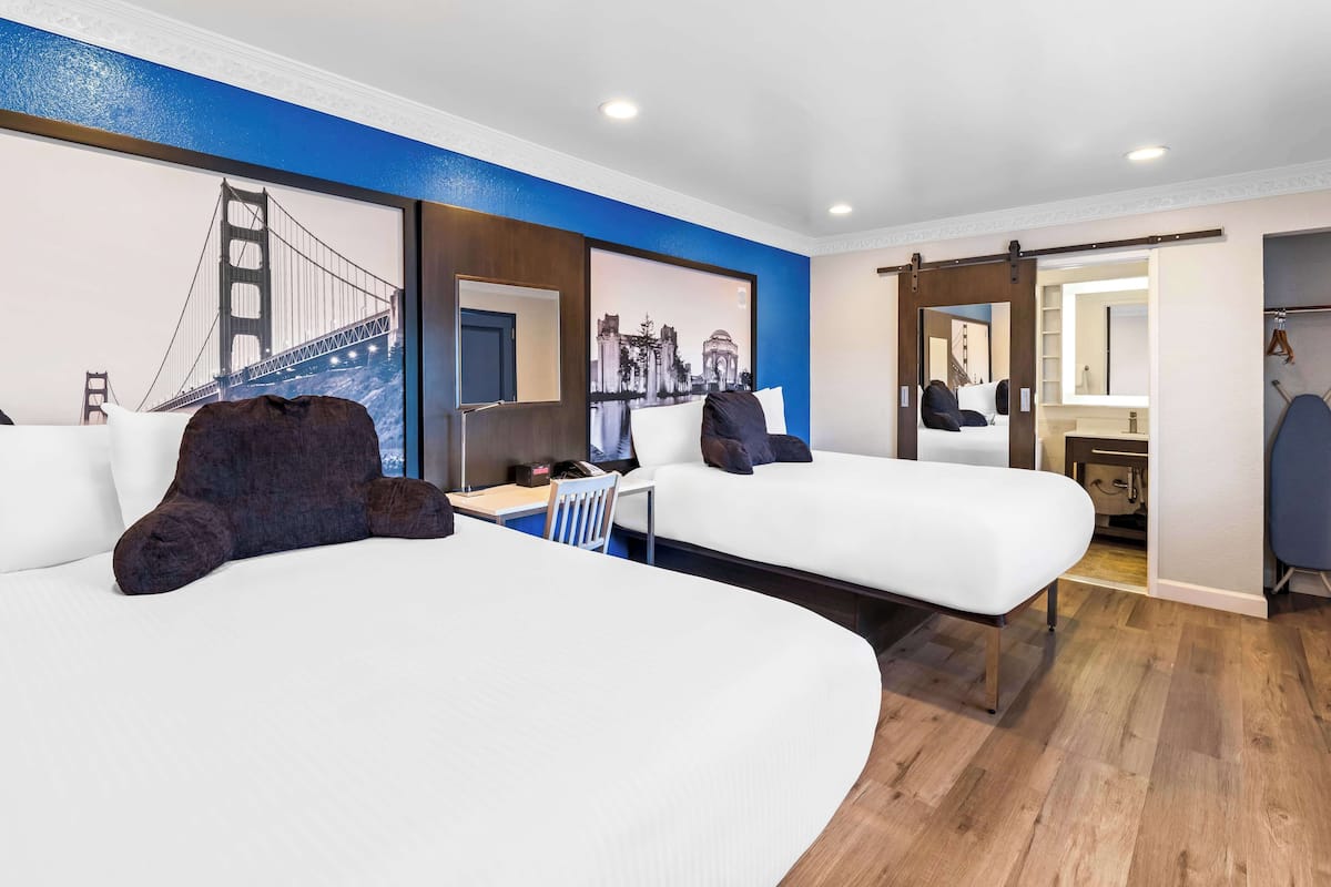 Room, 2 Double Beds | Iron/ironing board, free WiFi, bed sheets