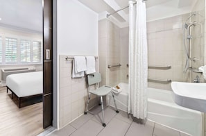 Salle de bain adaptée