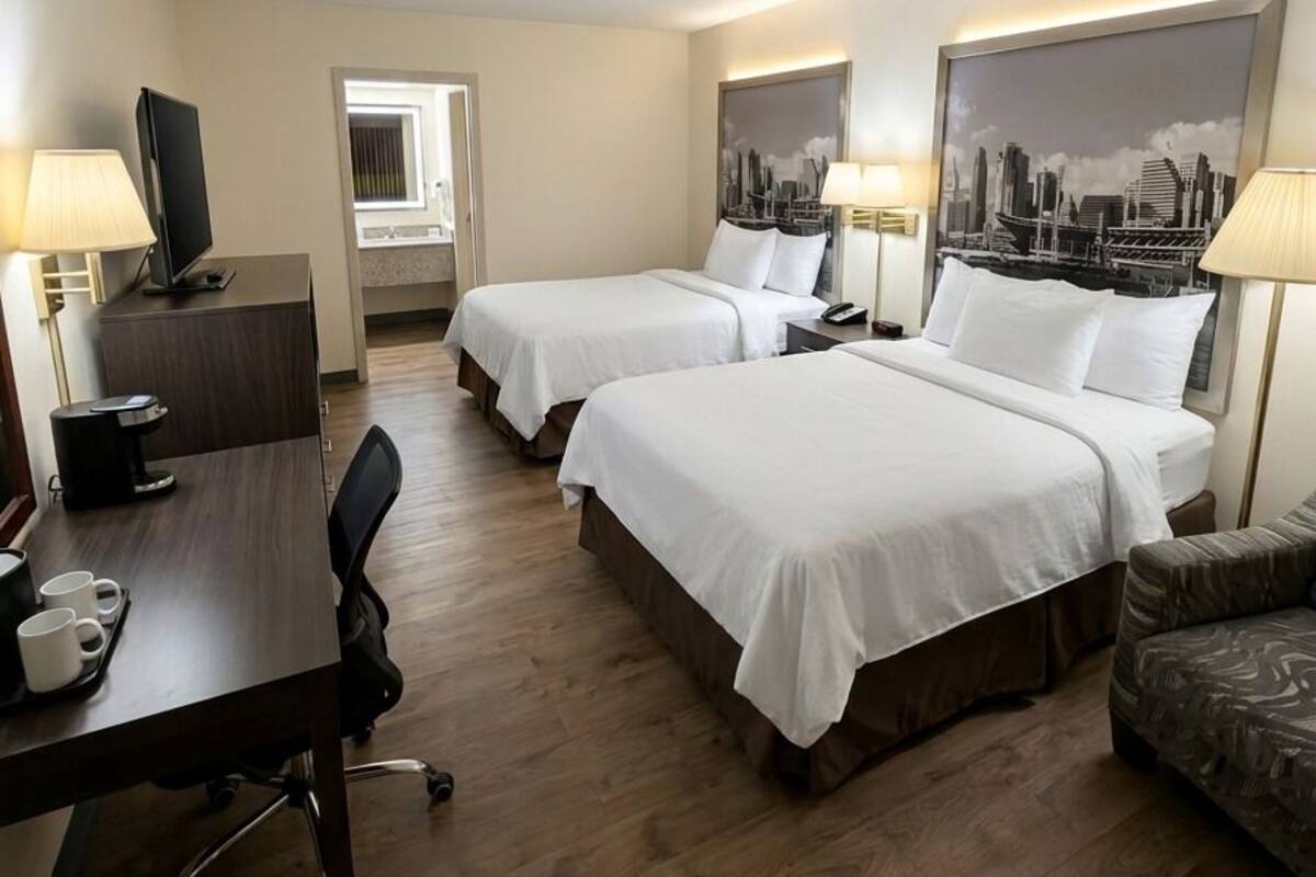 WiFi (free), alarm clocks, bed sheets