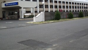 Front of property - Neptune Motor Lodge (Neptune City)