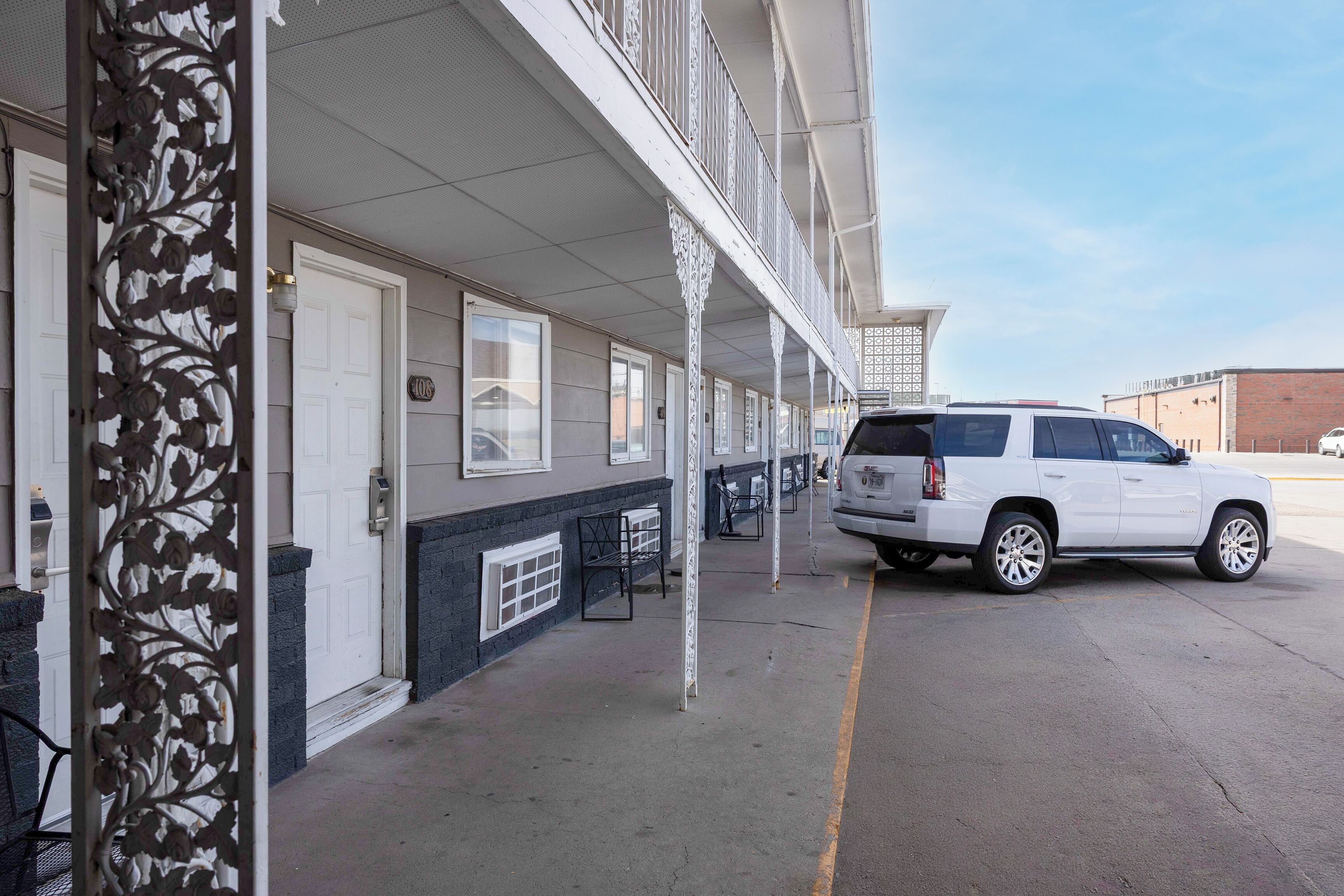 Gratis parkeerplaatsen, gratis valetparkeerservice