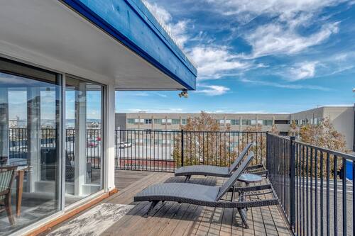 Luxury Penthouse, 2 Bedrooms, Kitchen, Partial Ocean View | Balcony